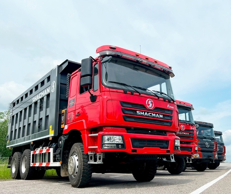 SHACMAN 6*4/8*4 Semi przyczepa z ciężarówką do zrzucania odpadów zaprojektowana do efektywnego transportu masowych materiałów i odpadów w Afryce